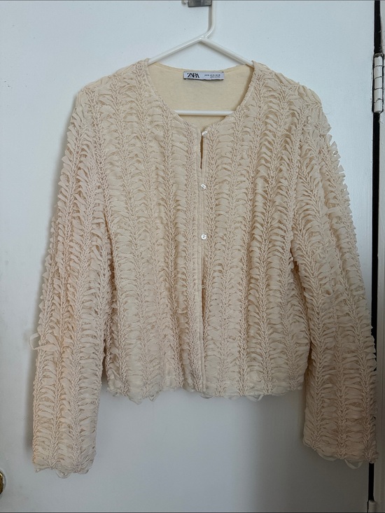Zara Jackets & Blazers - Zara Cream Textured Button-Front Cropped Jacket